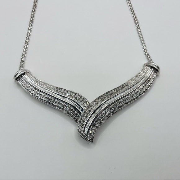 2.00 CT Natural Diamond Rhodium Evening Necklace - Picture 5 of 11